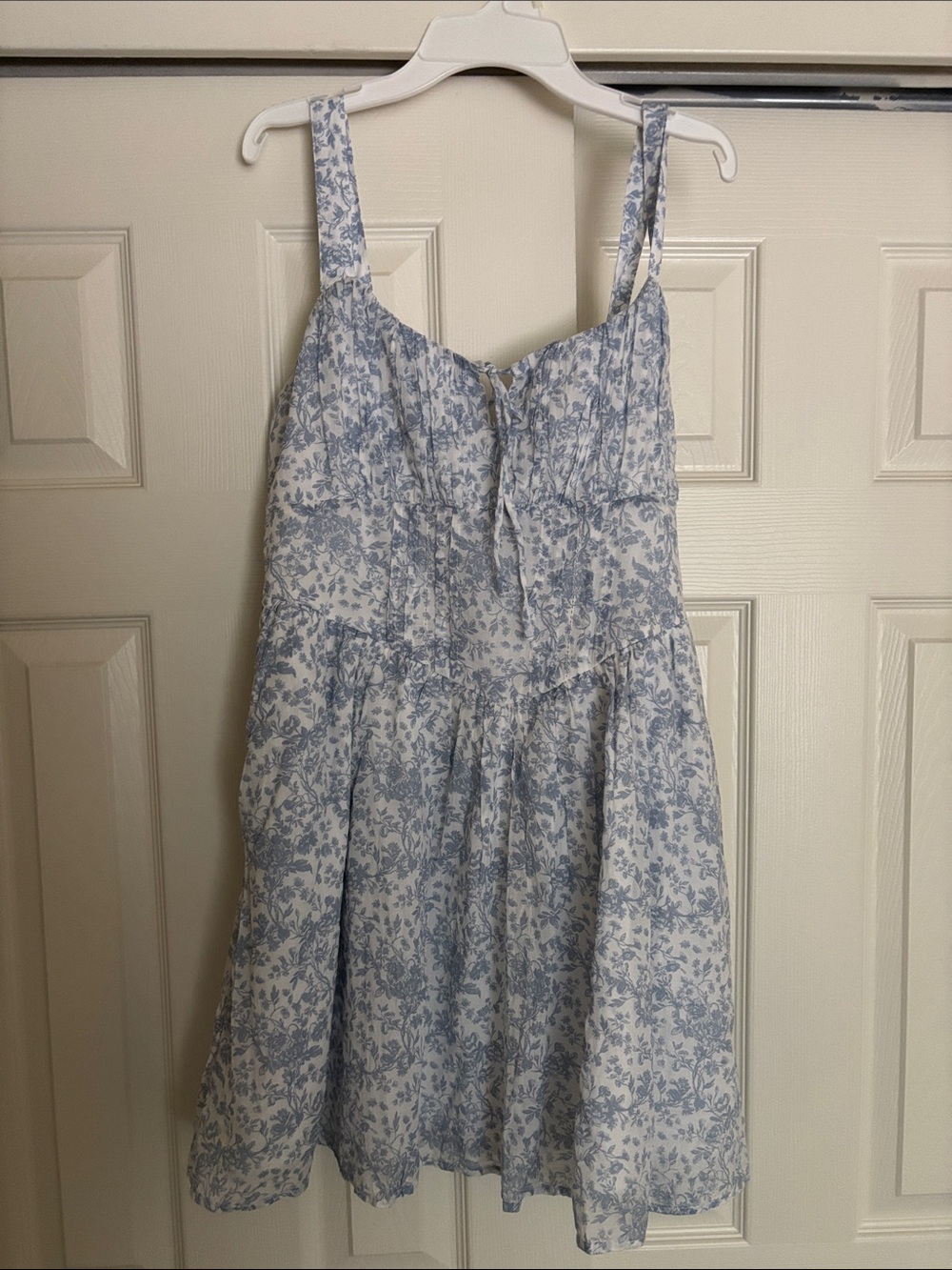 American Eagle Outfitters Blue and White Floral Mini Dress
